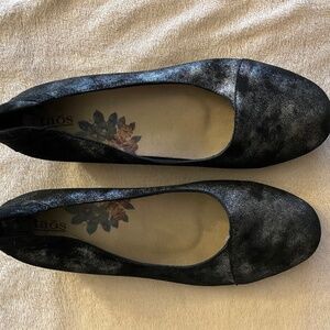 Taos Size 41 (10) Shoes